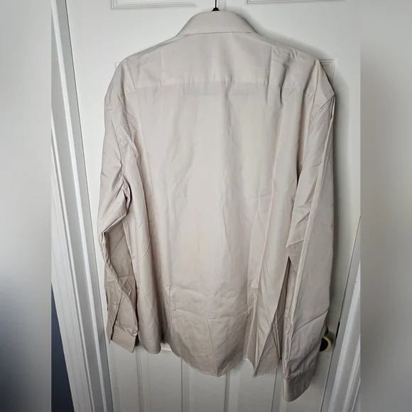 Van Heusen Stone Button-Up Shirt - Picture 6 of 6